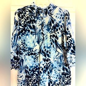 Christopher & Banks Women’s Blouse  3/4 Sleeves Size L Blue